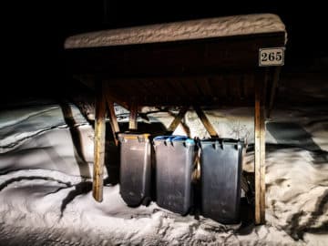 Søppeldunkens innhold.